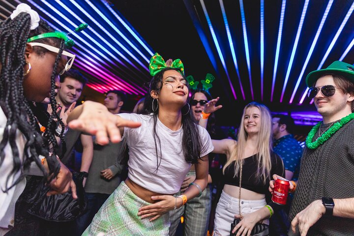 Pub Crawl of Central London - Photo 1 of 20